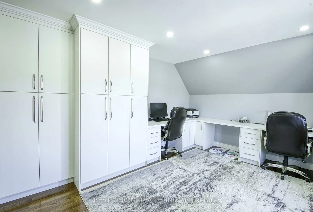 1183, Mctavish, Stonehaven-Wyndham, Newmarket