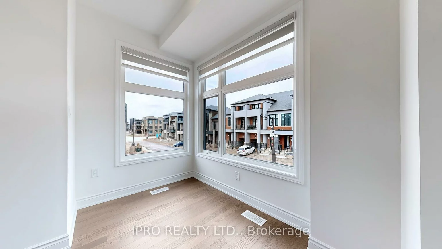 3060, Welsman, 1010 - JM Joshua Meadows, Oakville