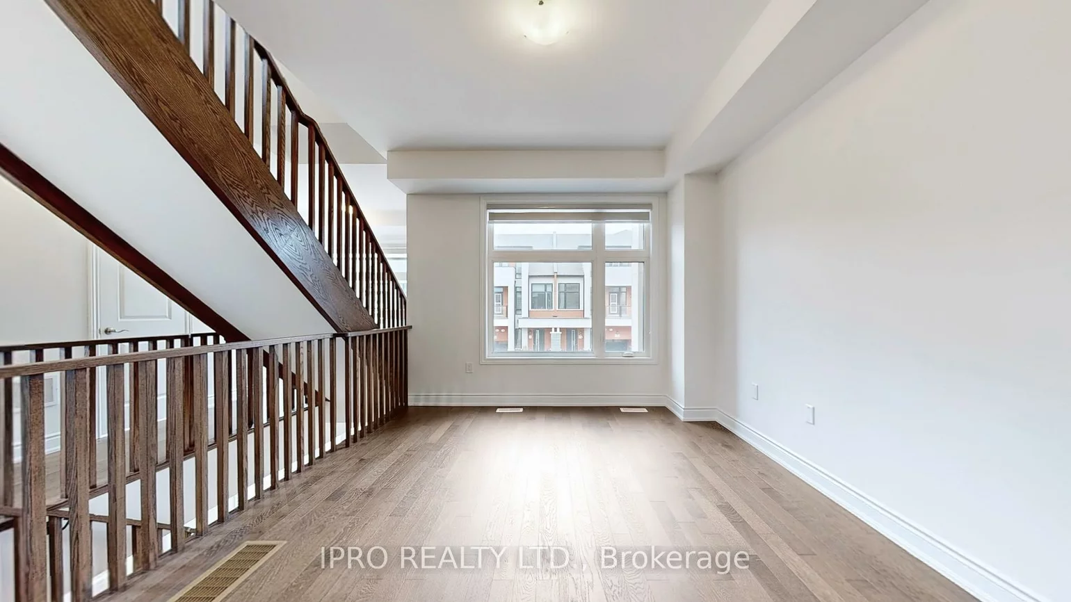 3060, Welsman, 1010 - JM Joshua Meadows, Oakville