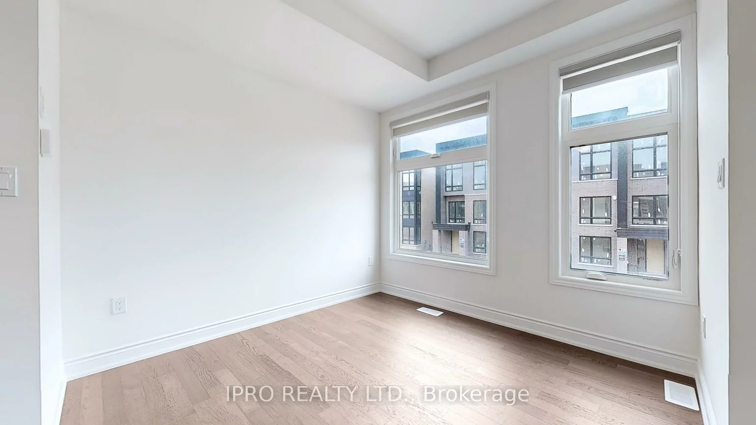 3060, Welsman, 1010 - JM Joshua Meadows, Oakville