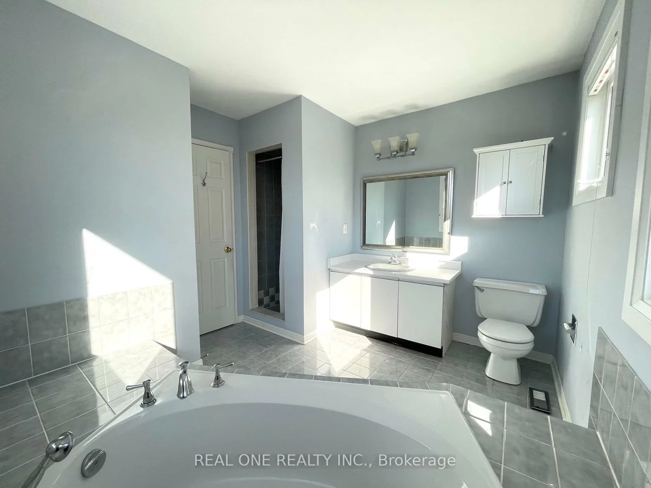 1182, Creekside, 1018 - WC Wedgewood Creek, Oakville