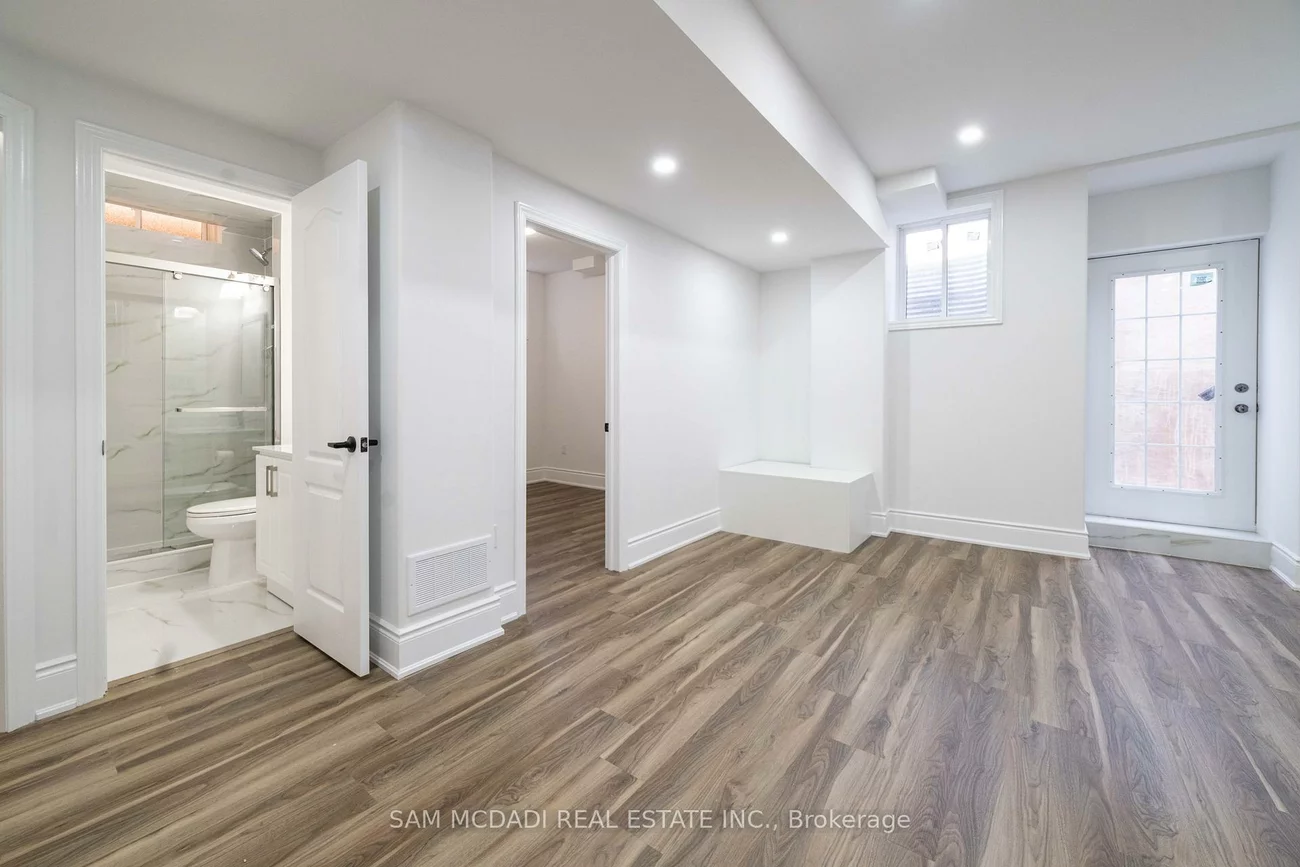 1229, Ironbridge, 1007 - GA Glen Abbey, Oakville