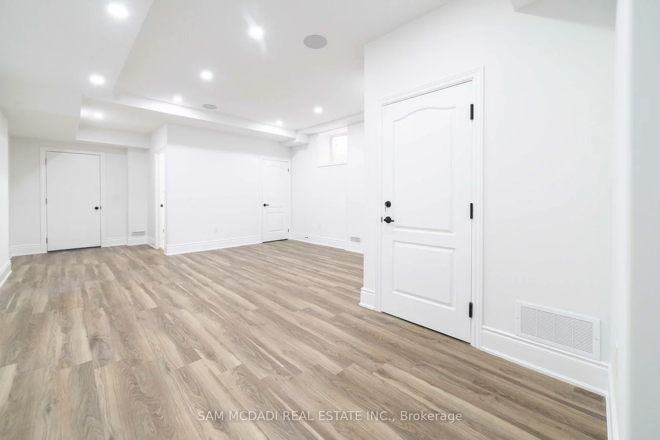 1229, Ironbridge, 1007 - GA Glen Abbey, Oakville