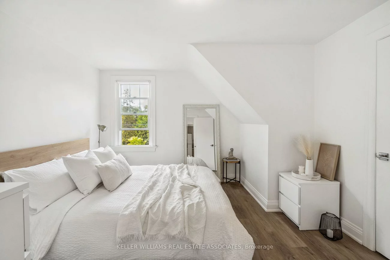 1182, Linbrook, 1011 - MO Morrison, Oakville