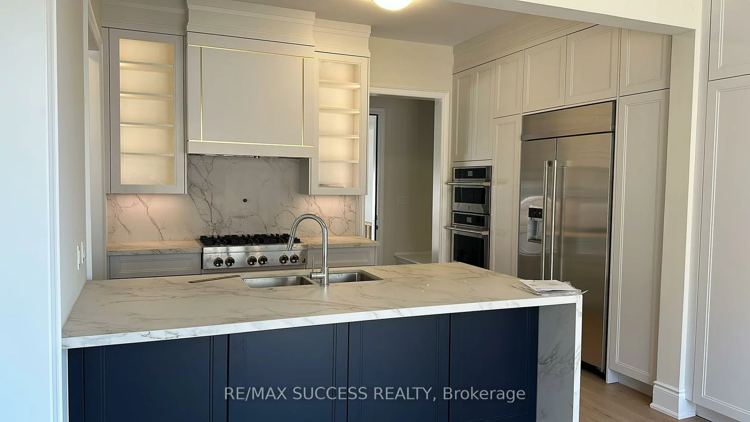 1323, Pelican pass, 1010 - JM Joshua Meadows, Oakville