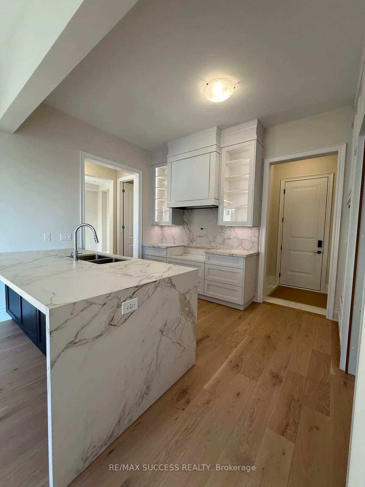 1323, Pelican pass, 1010 - JM Joshua Meadows, Oakville