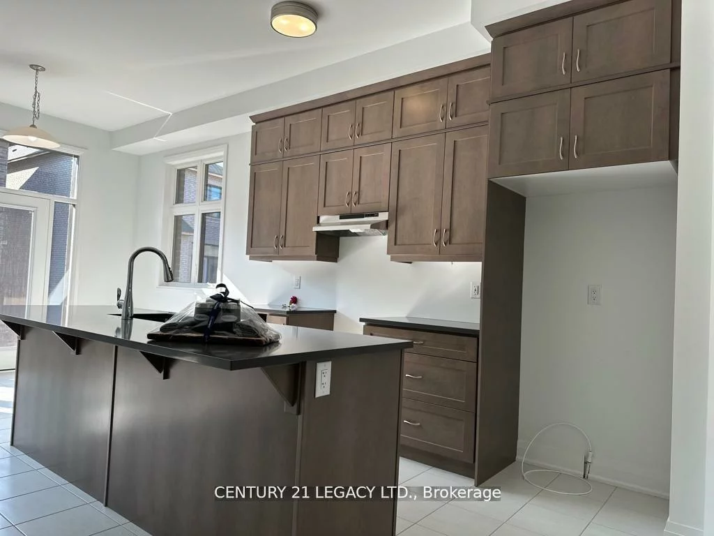 1353, Ripplewood, 1012 - NW Northwest, Oakville