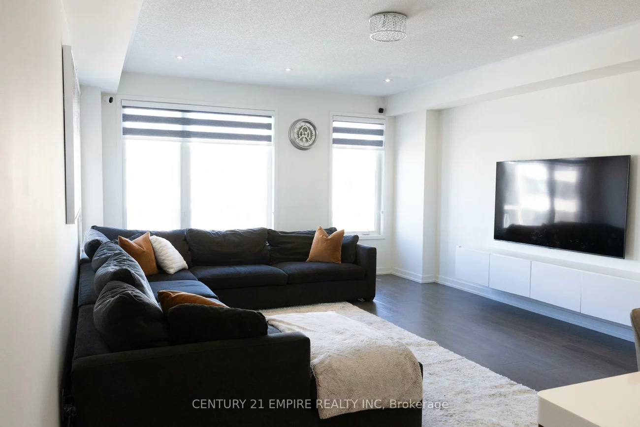 206, Huguenot, 1008 - GO Glenorchy, Oakville