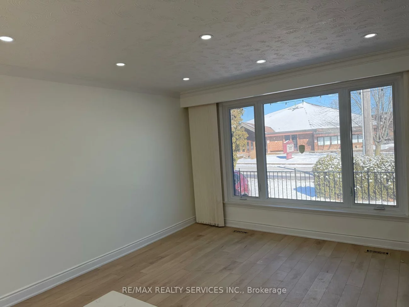 234, Morden, 1020 - WO West, Oakville