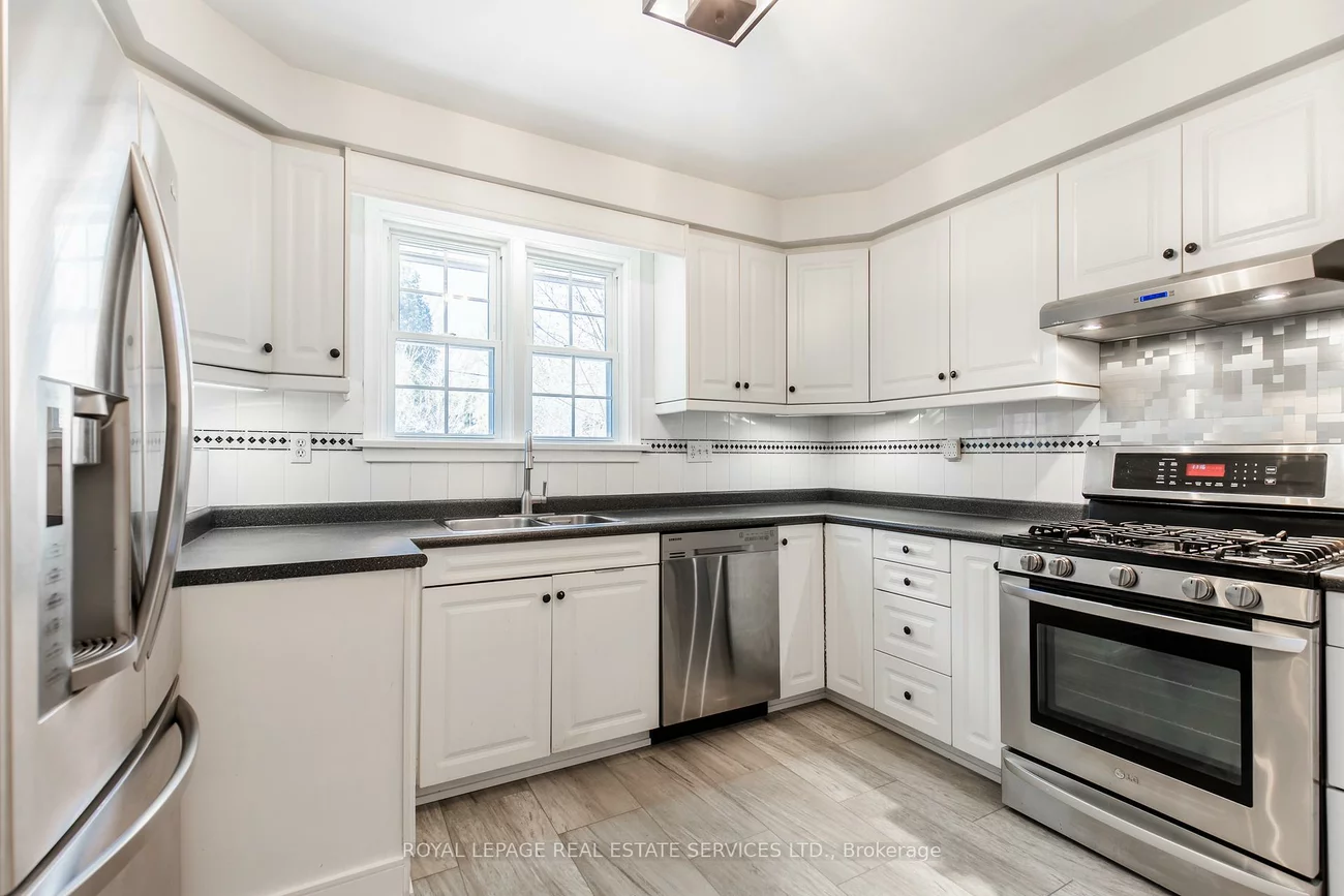 244, Snowden, 1001 - BR Bronte, Oakville