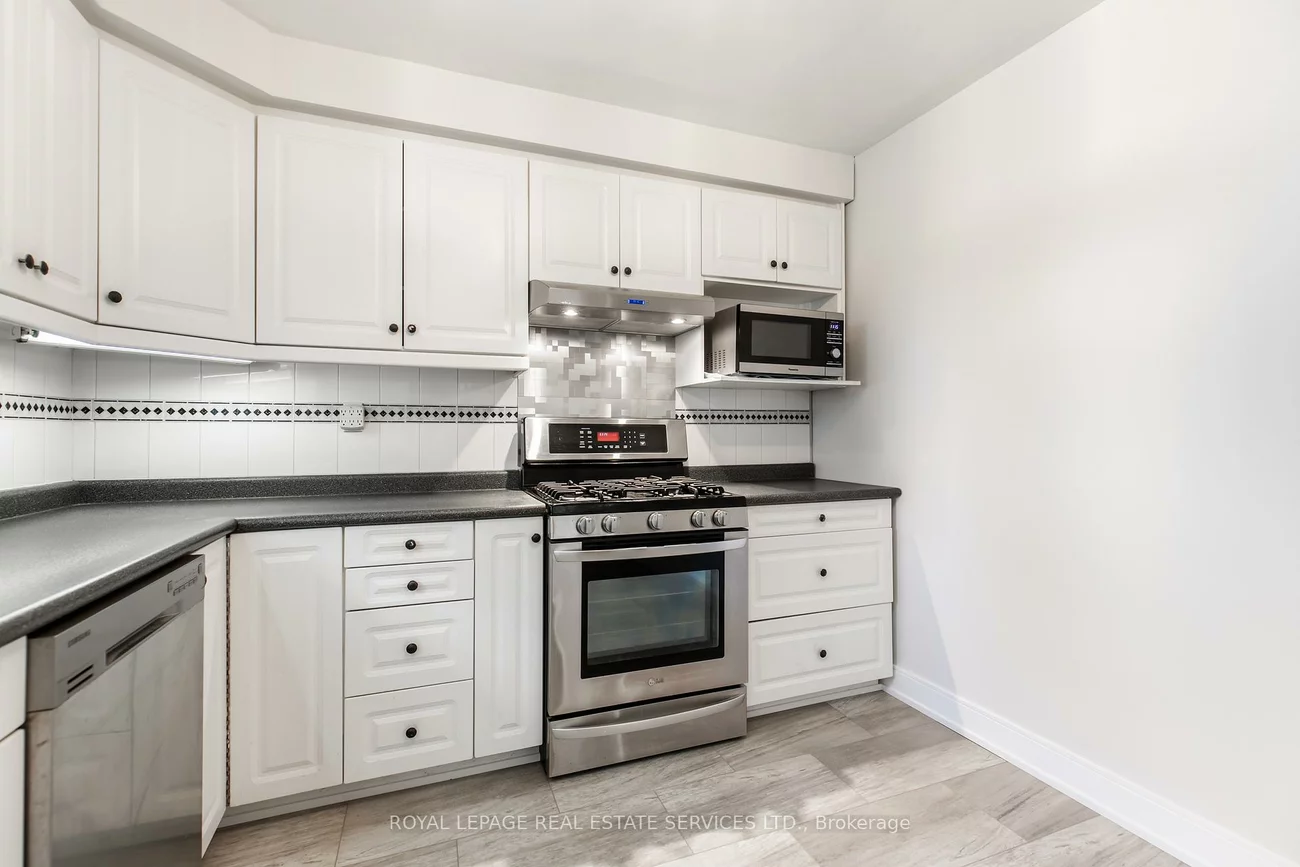 244, Snowden, 1001 - BR Bronte, Oakville
