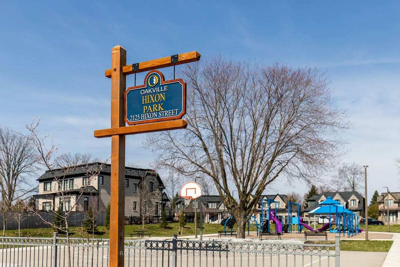 244, Snowden, 1001 - BR Bronte, Oakville