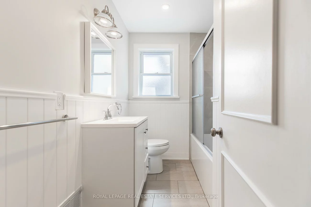 244, Snowden, 1001 - BR Bronte, Oakville