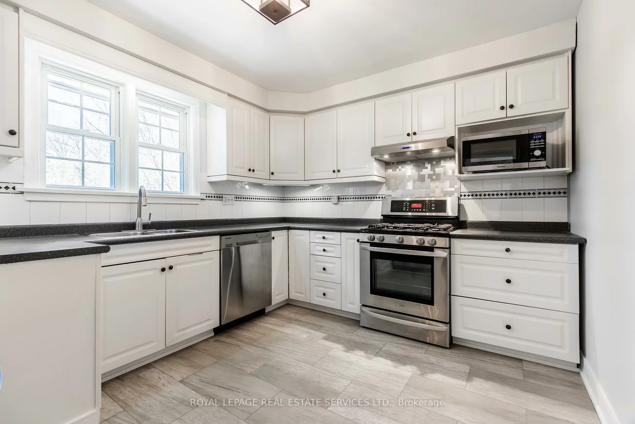 244, Snowden, 1001 - BR Bronte, Oakville