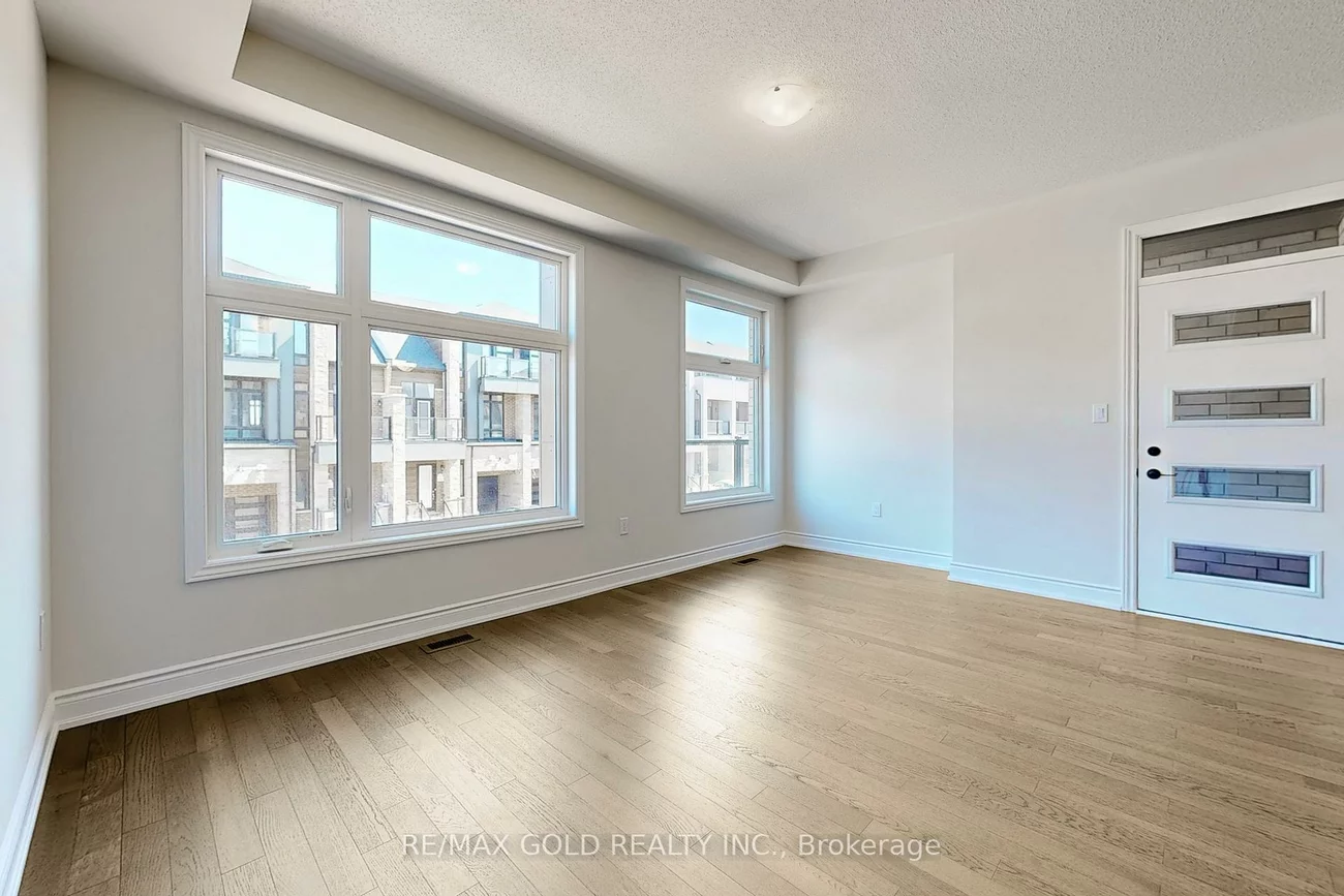 1297, Anthonia, 1010 - JM Joshua Meadows, Oakville