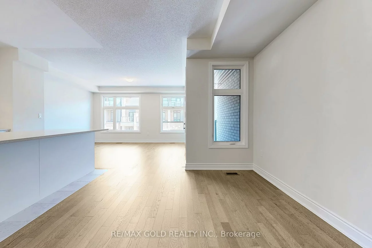 1297, Anthonia, 1010 - JM Joshua Meadows, Oakville