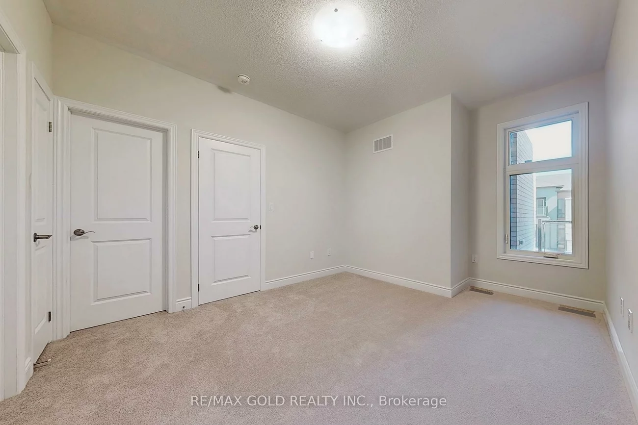 1297, Anthonia, 1010 - JM Joshua Meadows, Oakville