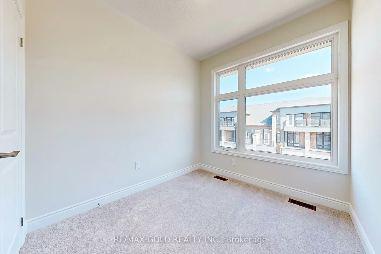 1297, Anthonia, 1010 - JM Joshua Meadows, Oakville