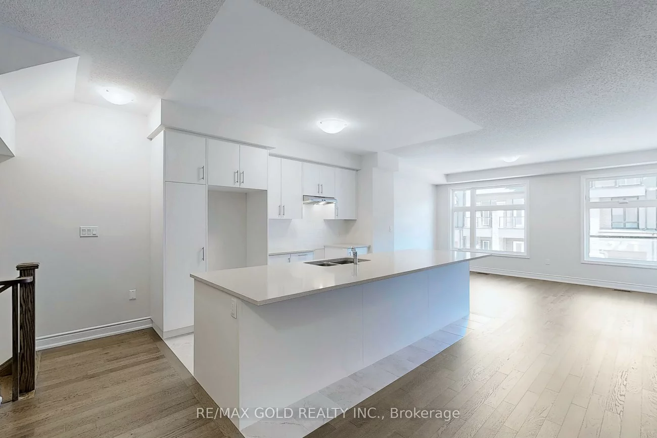 1297, Anthonia, 1010 - JM Joshua Meadows, Oakville