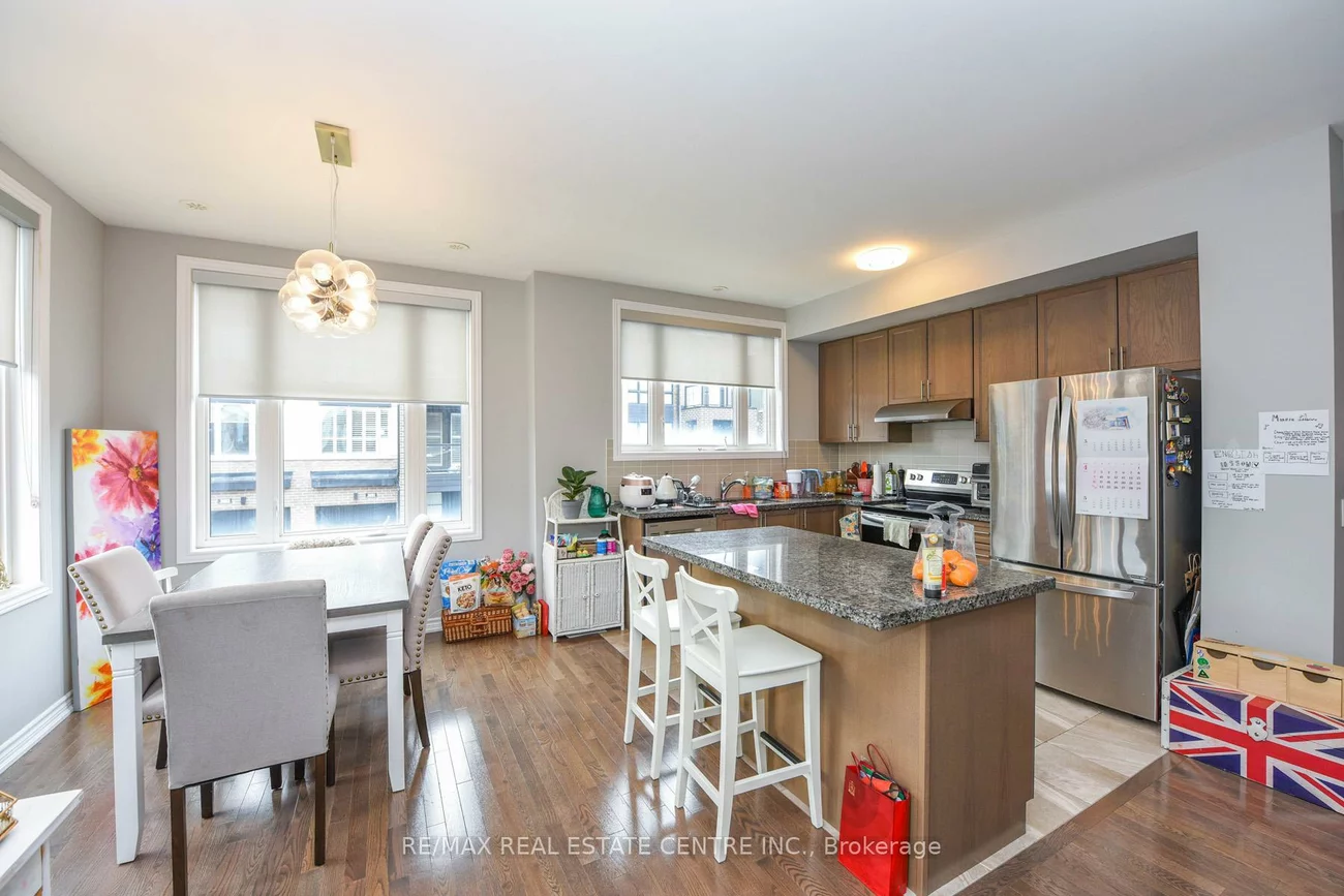 428, Rockwell Common, 1010 - JM Joshua Meadows, Oakville