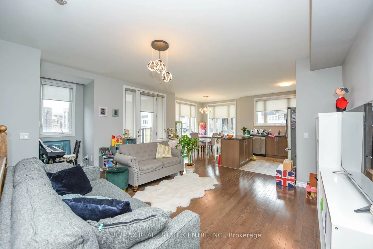 428, Rockwell Common, 1010 - JM Joshua Meadows, Oakville