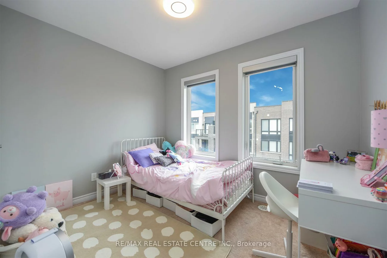428, Rockwell Common, 1010 - JM Joshua Meadows, Oakville