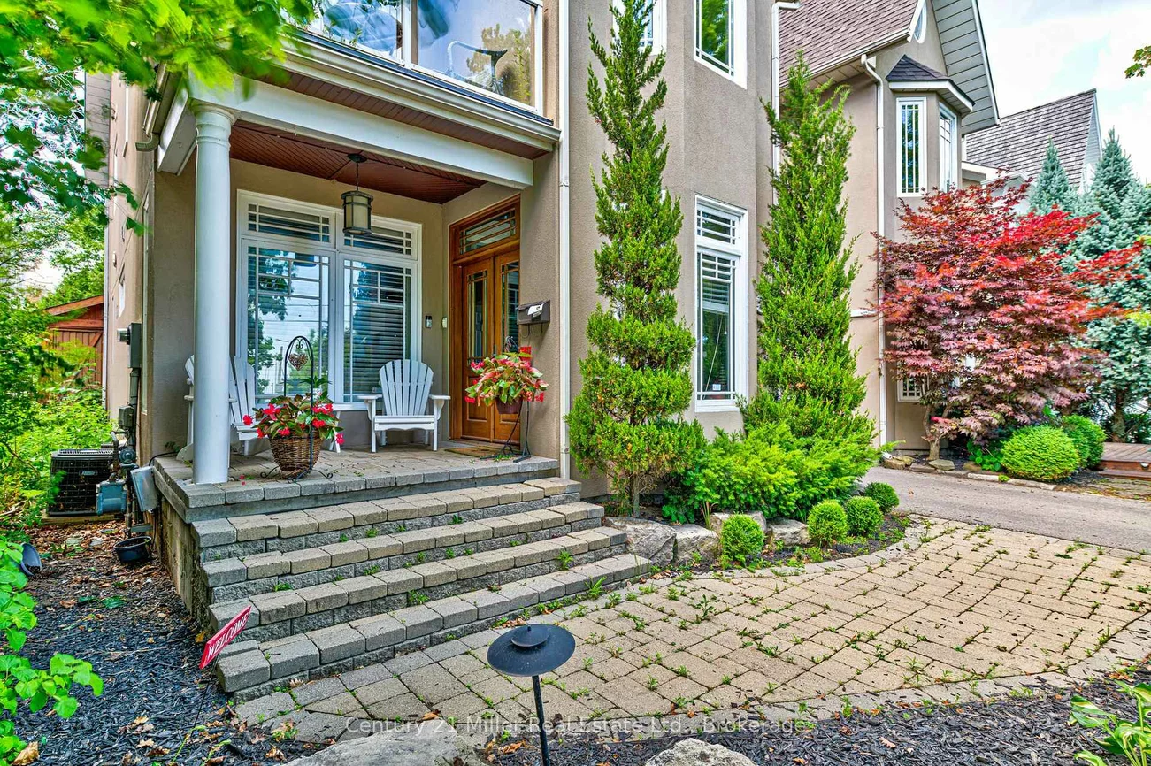 2377, Ontario, 1001 - BR Bronte, Oakville