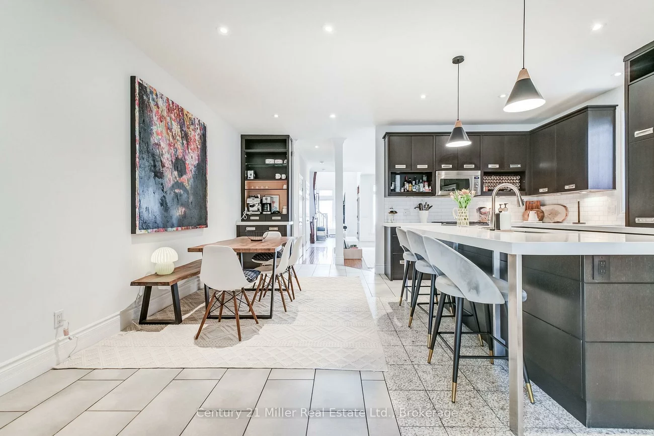 2377, Ontario, 1001 - BR Bronte, Oakville