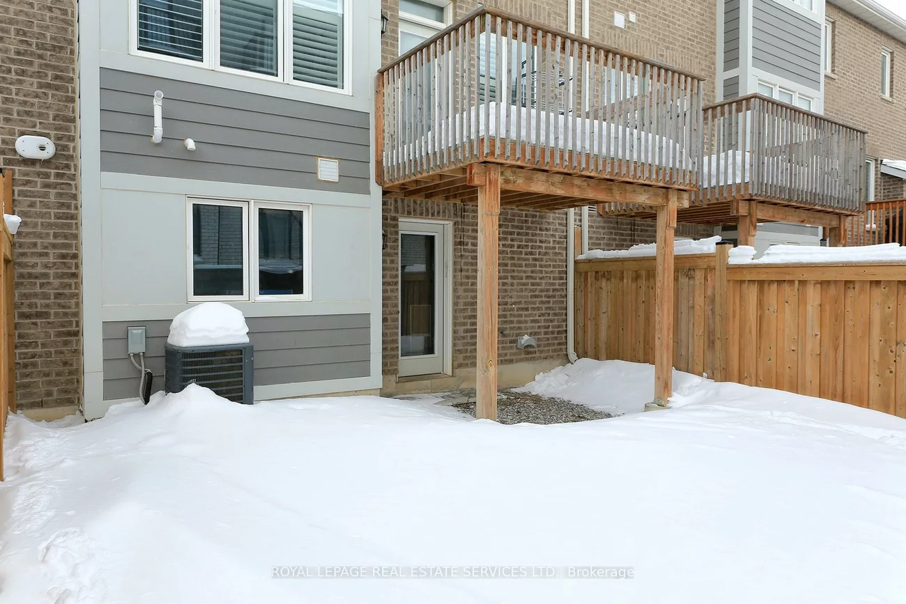 3446, Vernon Powell, 1008 - GO Glenorchy, Oakville