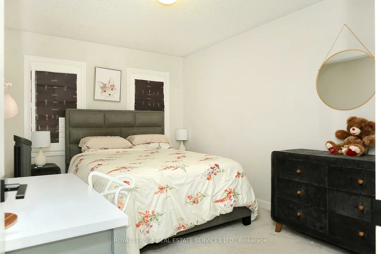 3446, Vernon Powell, 1008 - GO Glenorchy, Oakville
