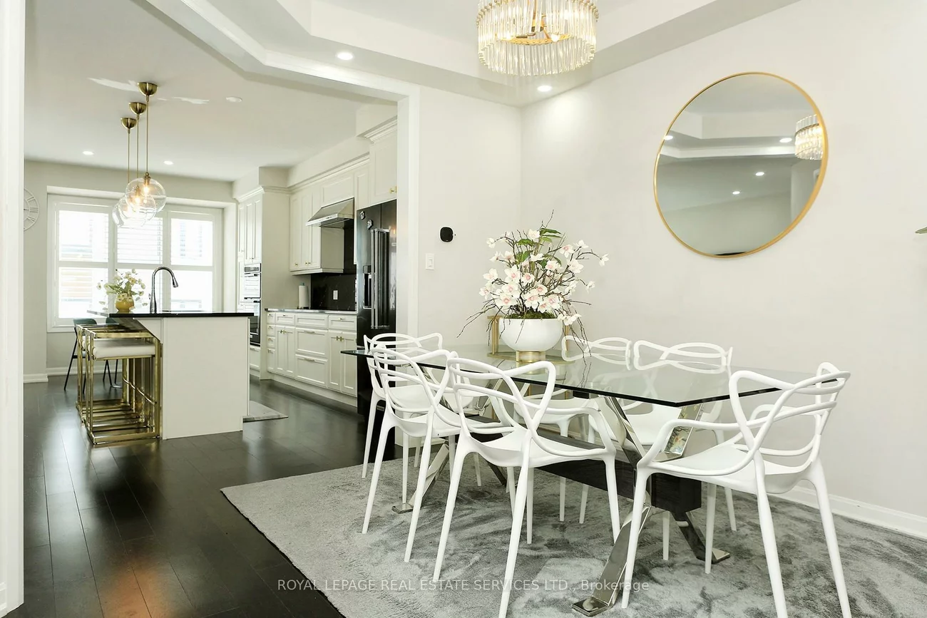 3446, Vernon Powell, 1008 - GO Glenorchy, Oakville