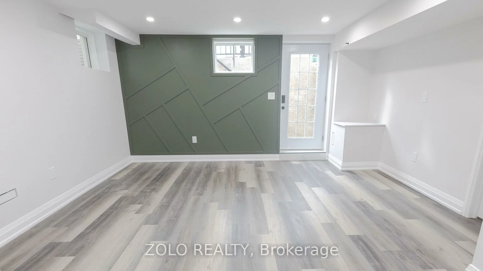 3210, William Cutmore, 1010 - JM Joshua Meadows, Oakville