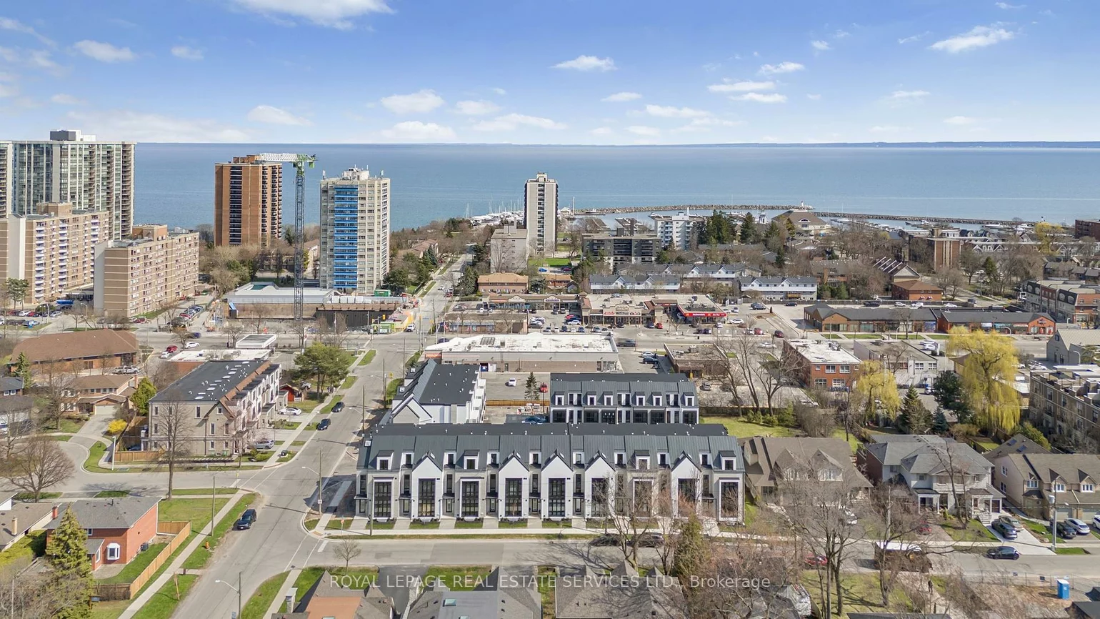 2272, Sovereign, 1001 - BR Bronte, Oakville