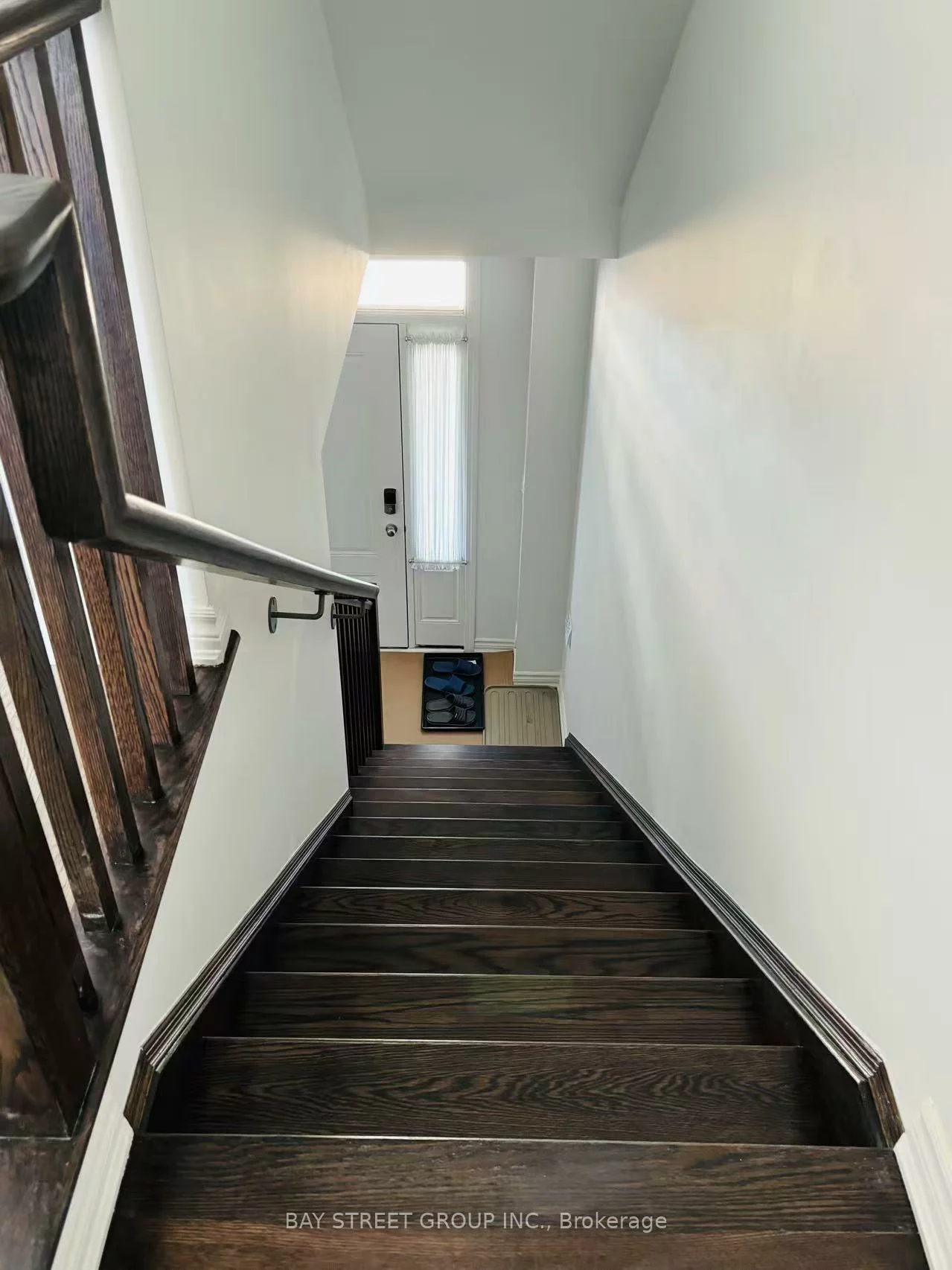 1374, Ripplewood, 1012 - NW Northwest, Oakville