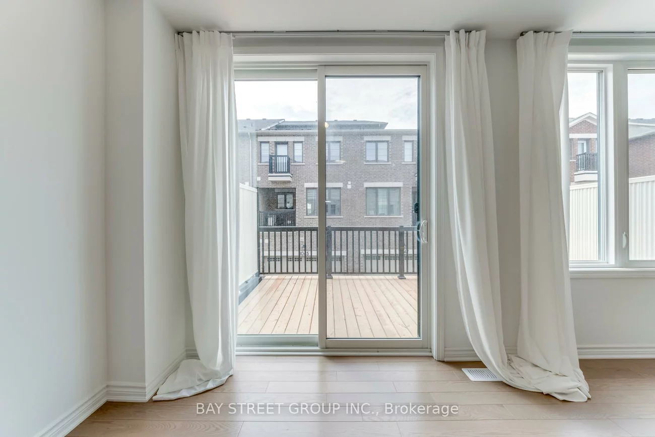 3040, Merrick, 1010 - JM Joshua Meadows, Oakville