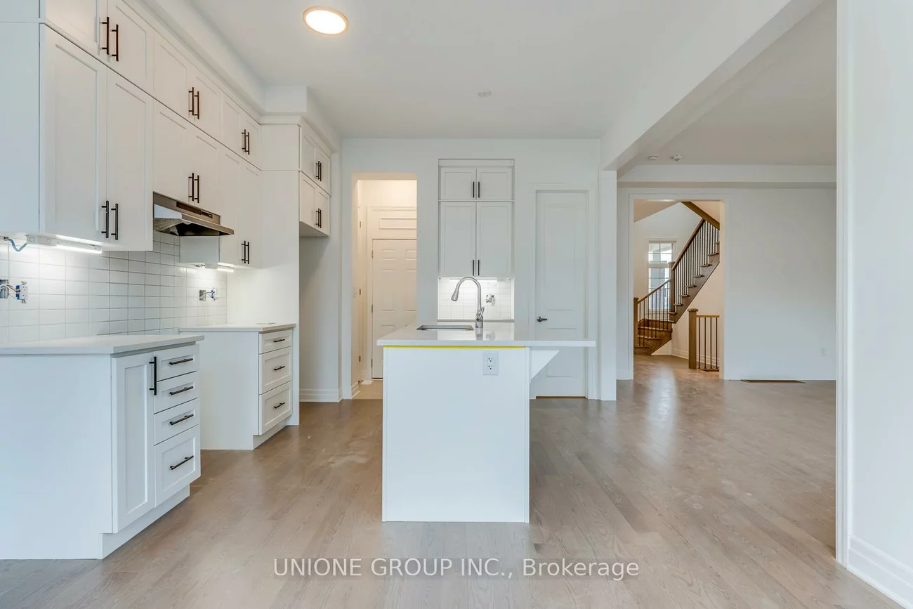 1198, Pelican, 1010 - JM Joshua Meadows, Oakville