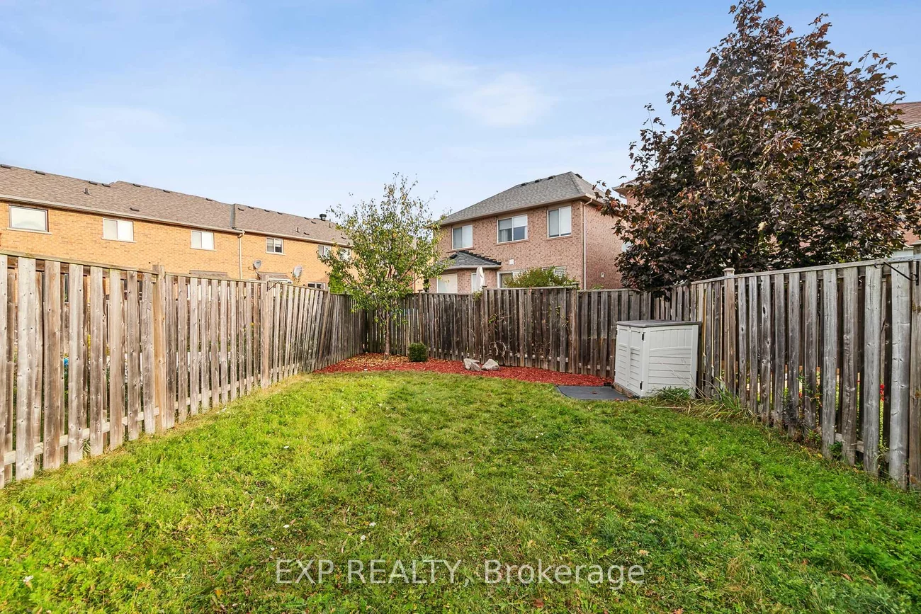 2406, Baintree, 1019 - WM Westmount, Oakville
