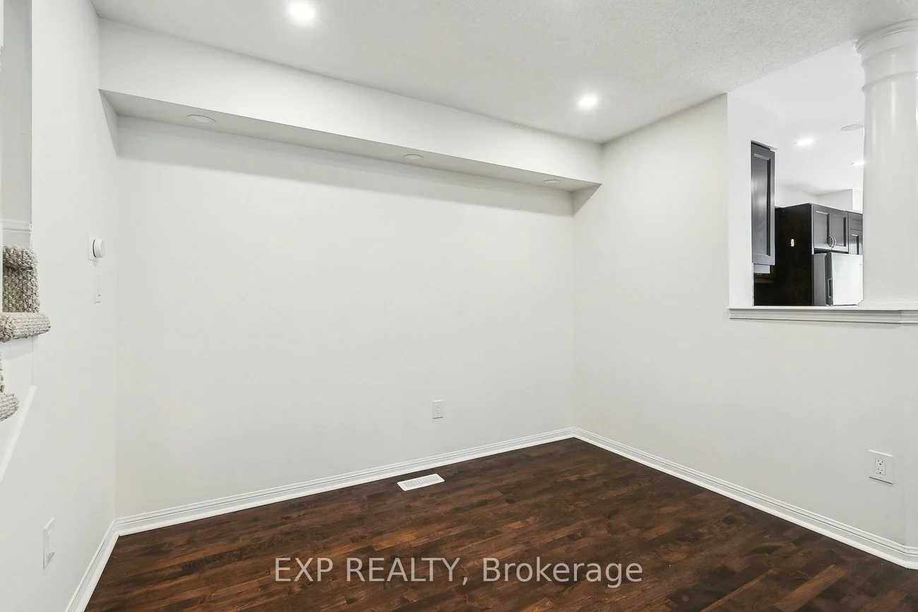 2406, Baintree, 1019 - WM Westmount, Oakville