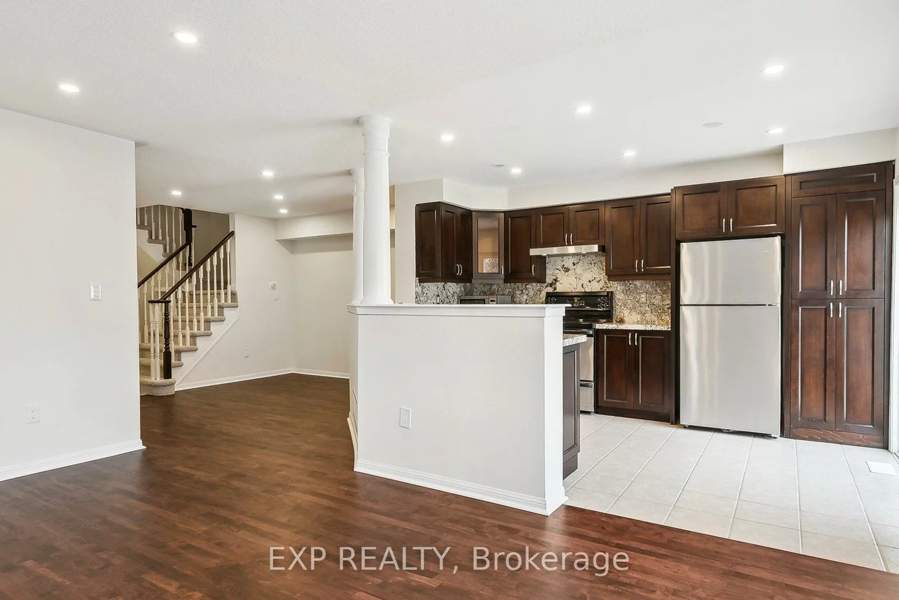 2406, Baintree, 1019 - WM Westmount, Oakville