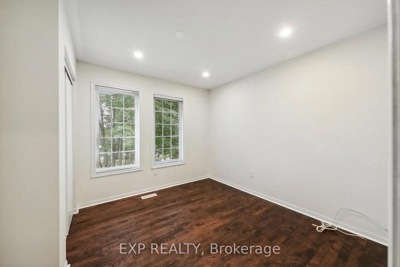 2406, Baintree, 1019 - WM Westmount, Oakville