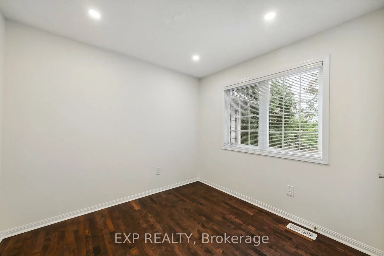 2406, Baintree, 1019 - WM Westmount, Oakville