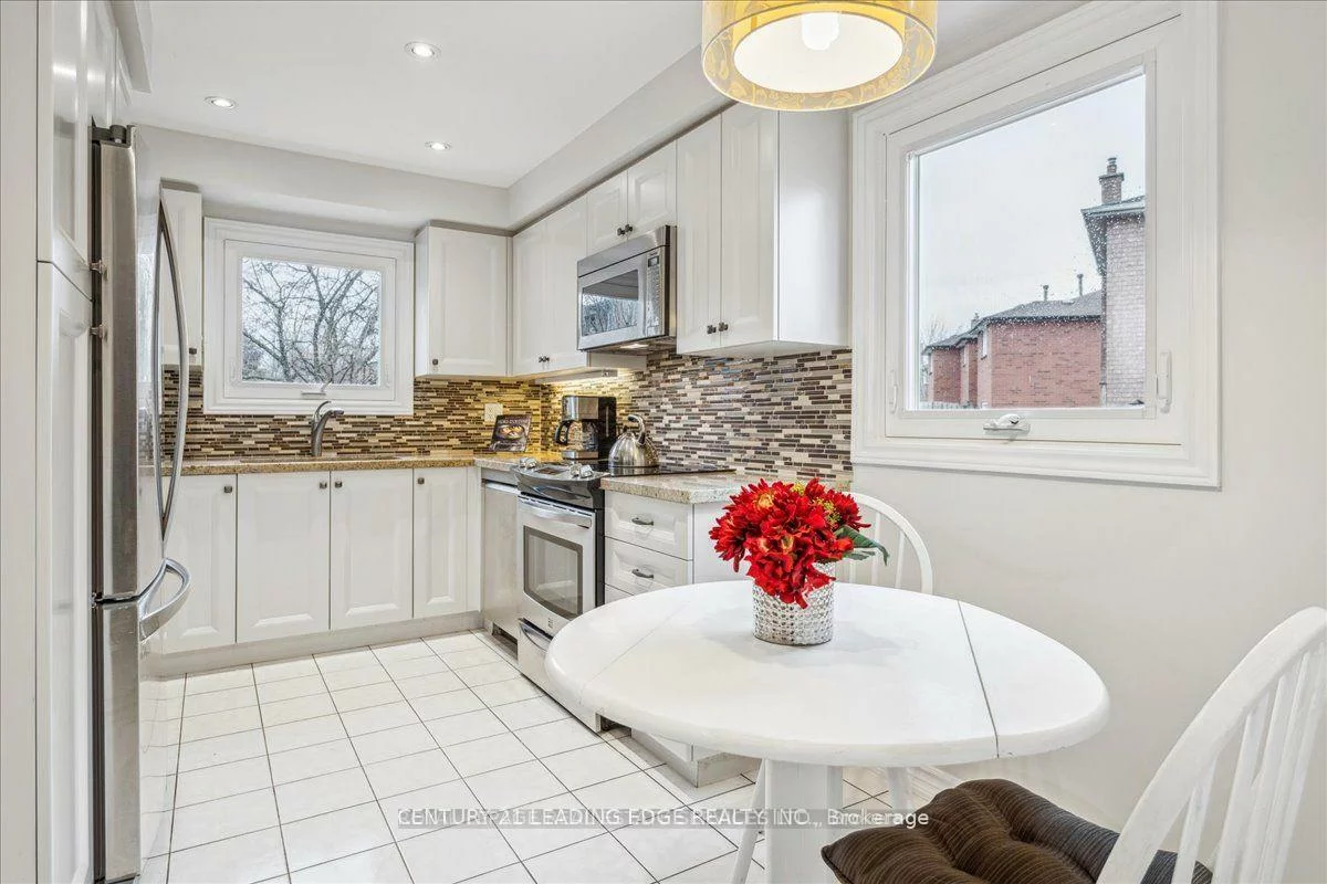 183, Hopewell, 1015 - RO River Oaks, Oakville