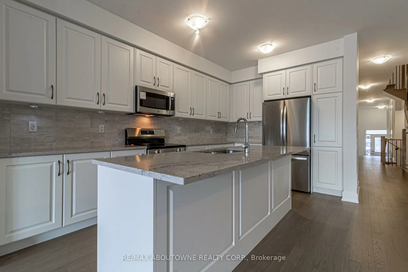 1212, Dartmouth, 1010 - JM Joshua Meadows, Oakville