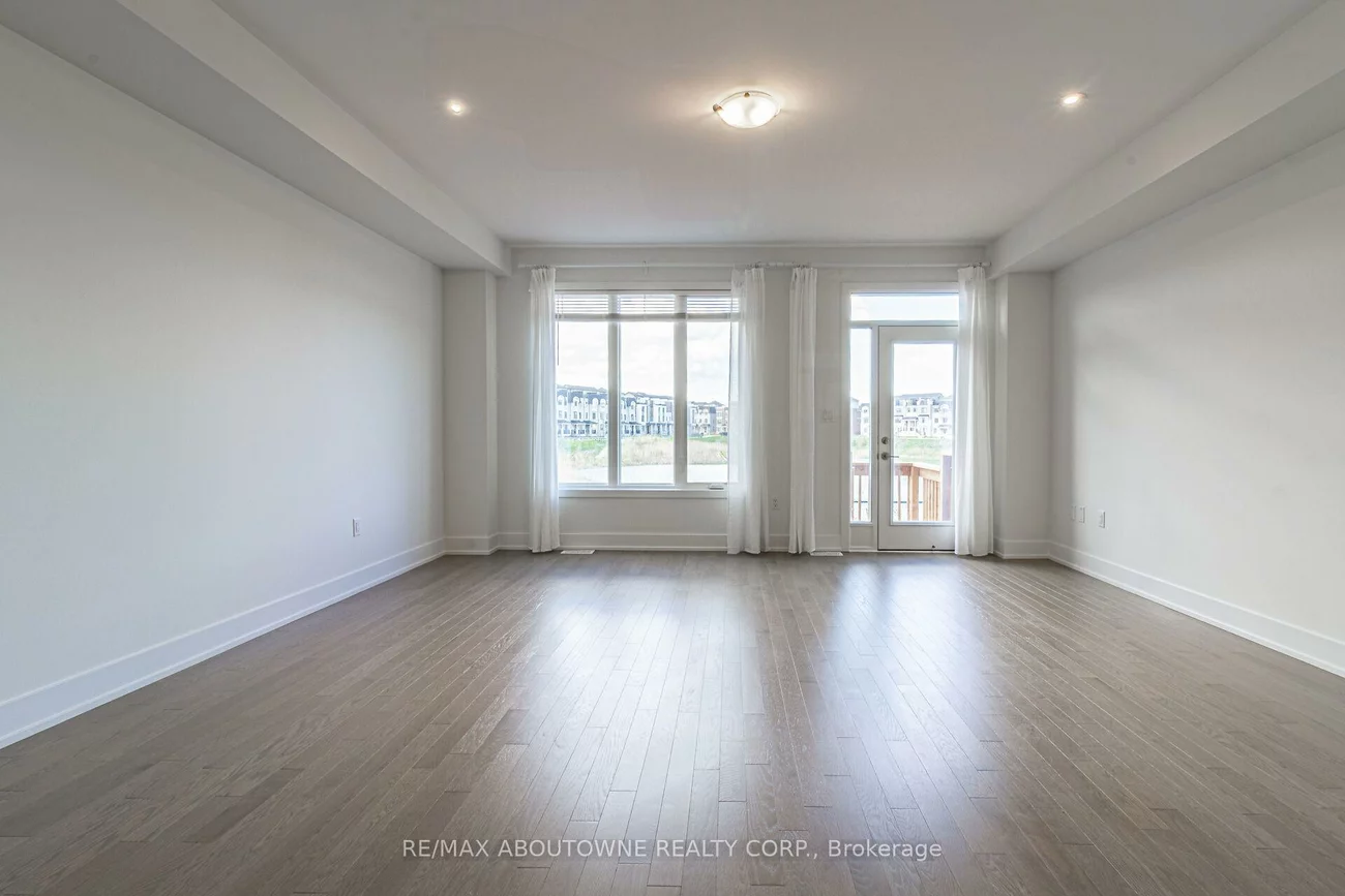 1212, Dartmouth, 1010 - JM Joshua Meadows, Oakville