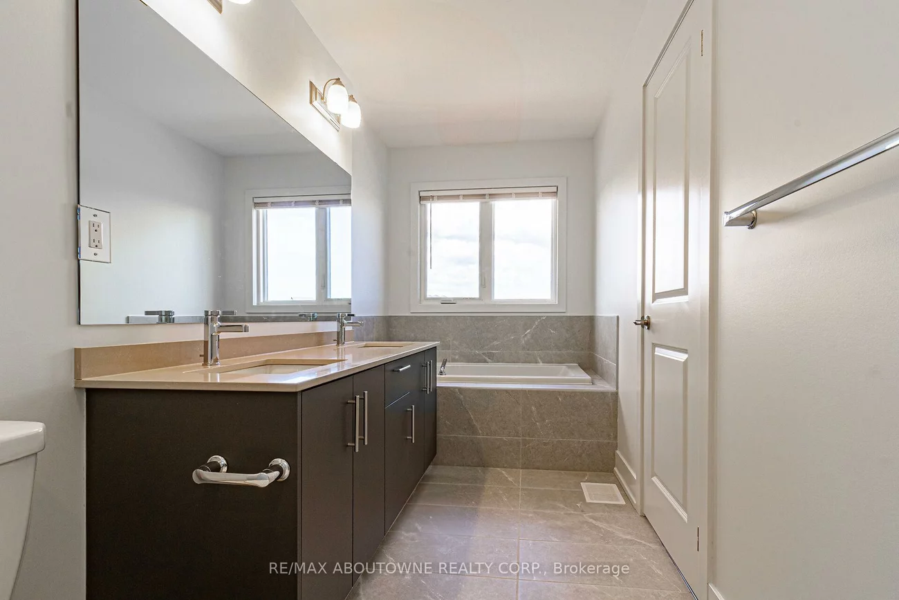 1212, Dartmouth, 1010 - JM Joshua Meadows, Oakville