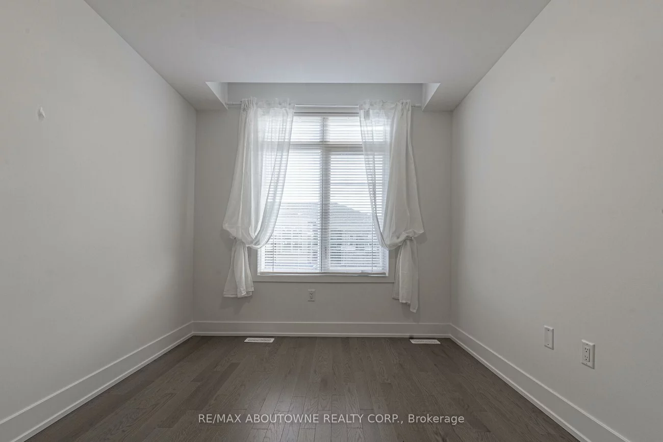 1212, Dartmouth, 1010 - JM Joshua Meadows, Oakville