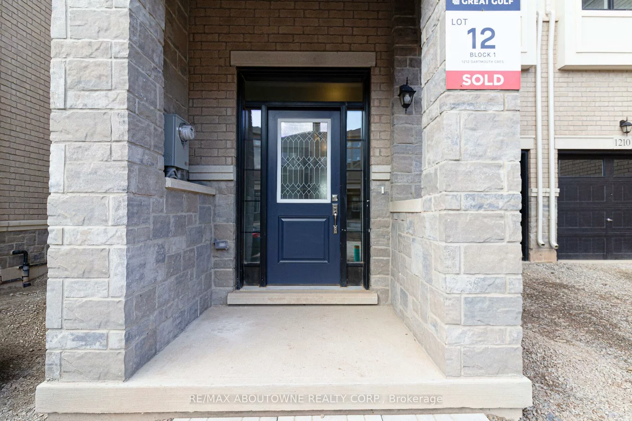 1212, Dartmouth, 1010 - JM Joshua Meadows, Oakville