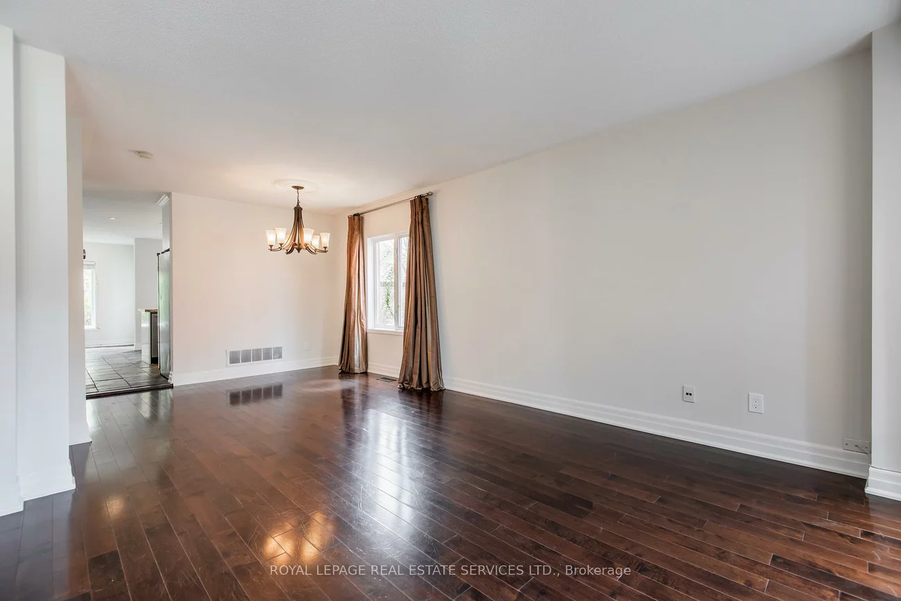 2492, Capilano, 1015 - RO River Oaks, Oakville