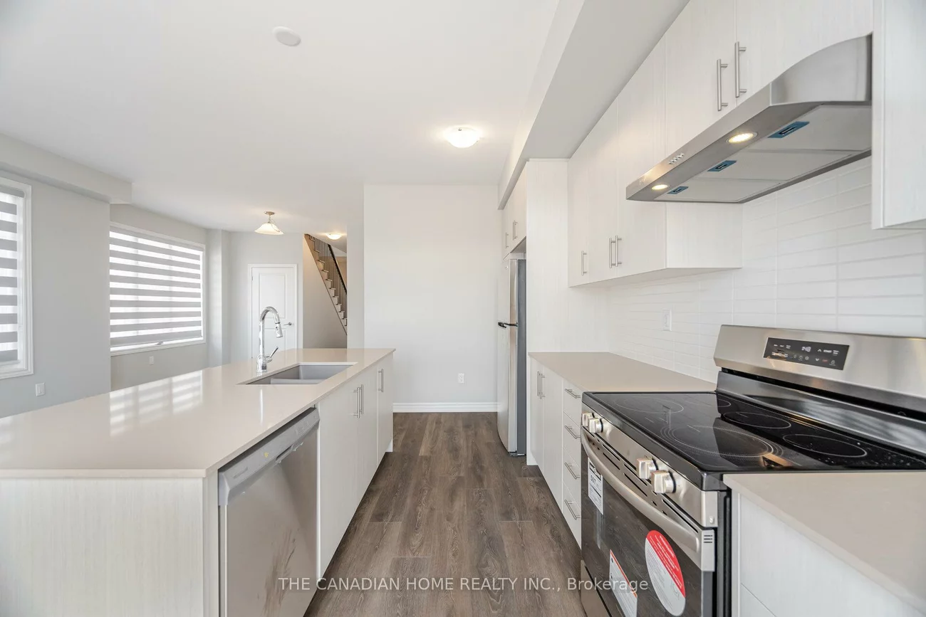 3072, Robert Lamb, 1010 - JM Joshua Meadows, Oakville