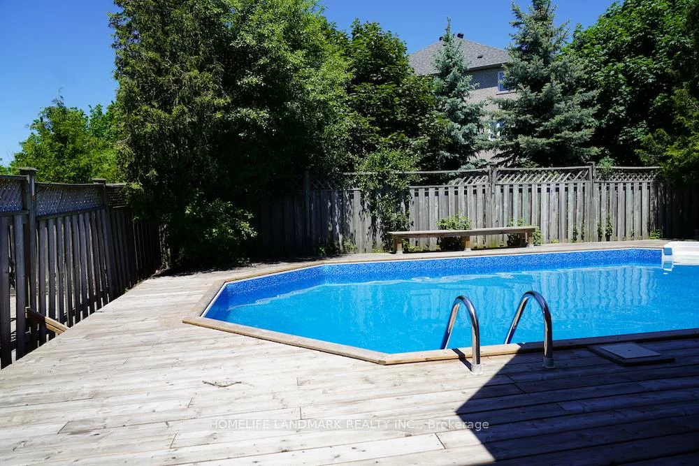 1165, Glenashton, 1018 - WC Wedgewood Creek, Oakville